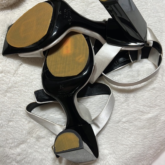 Calvin Klein Collection - Picture 4 of 10